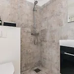 Holiday home 5 Star In